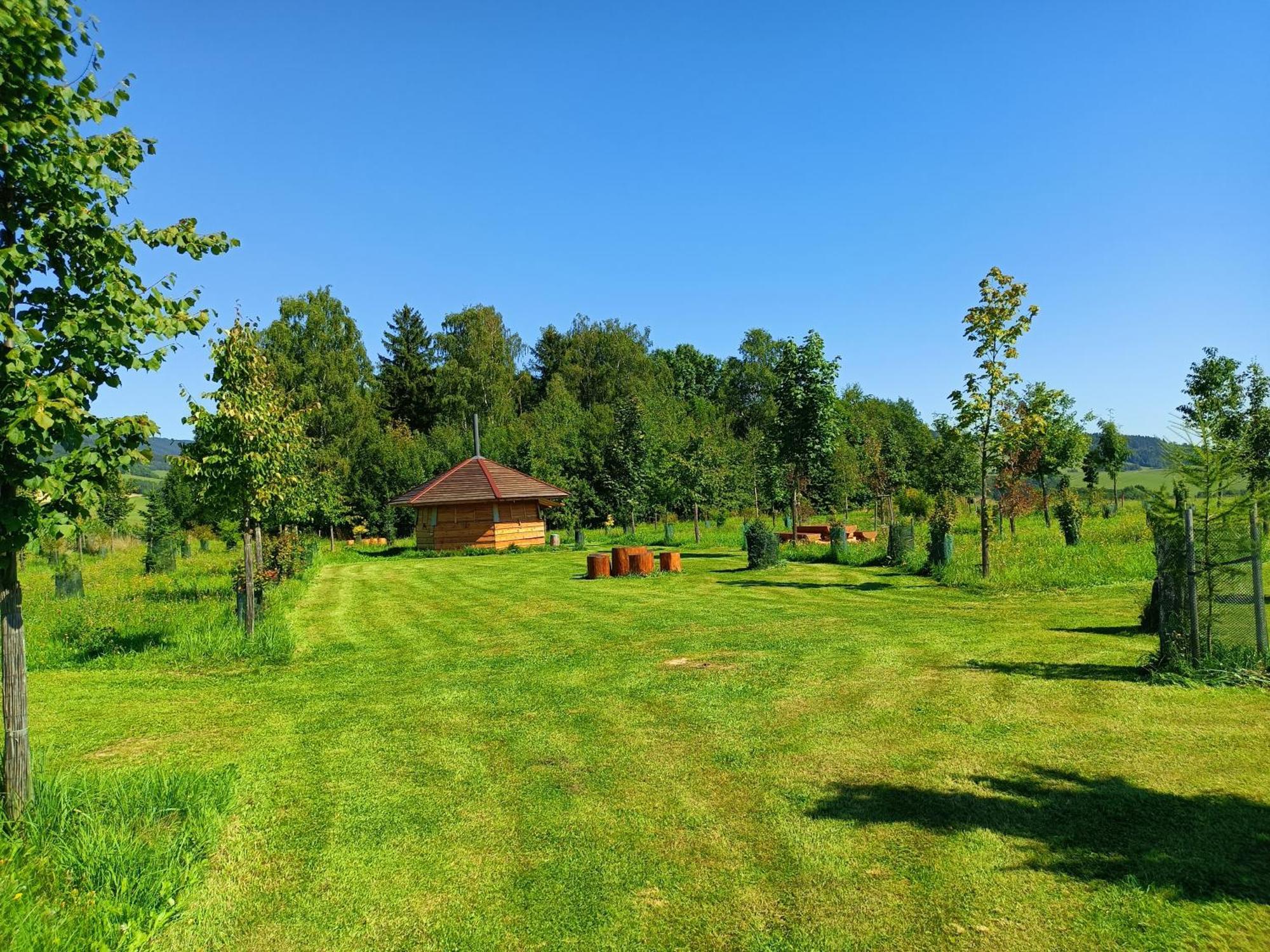 Treehous Sneznik S Wellness Hotel Dolni Morava Exterior photo